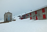 Monte Gugliemo dal sentiero nel Bosco degli Gnomi il 16 marzo 2013  - FOTOGALLERY